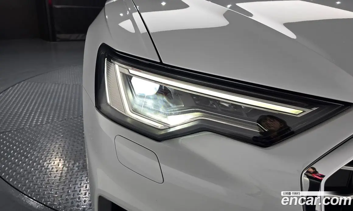 Audi A6 2022 2.0 автомат (гидро), фото 8