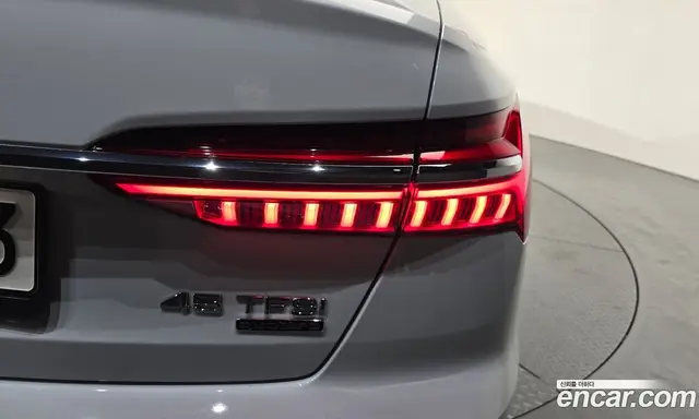Audi A6 2022 2.0 автомат (гидро), миниатюра 9
