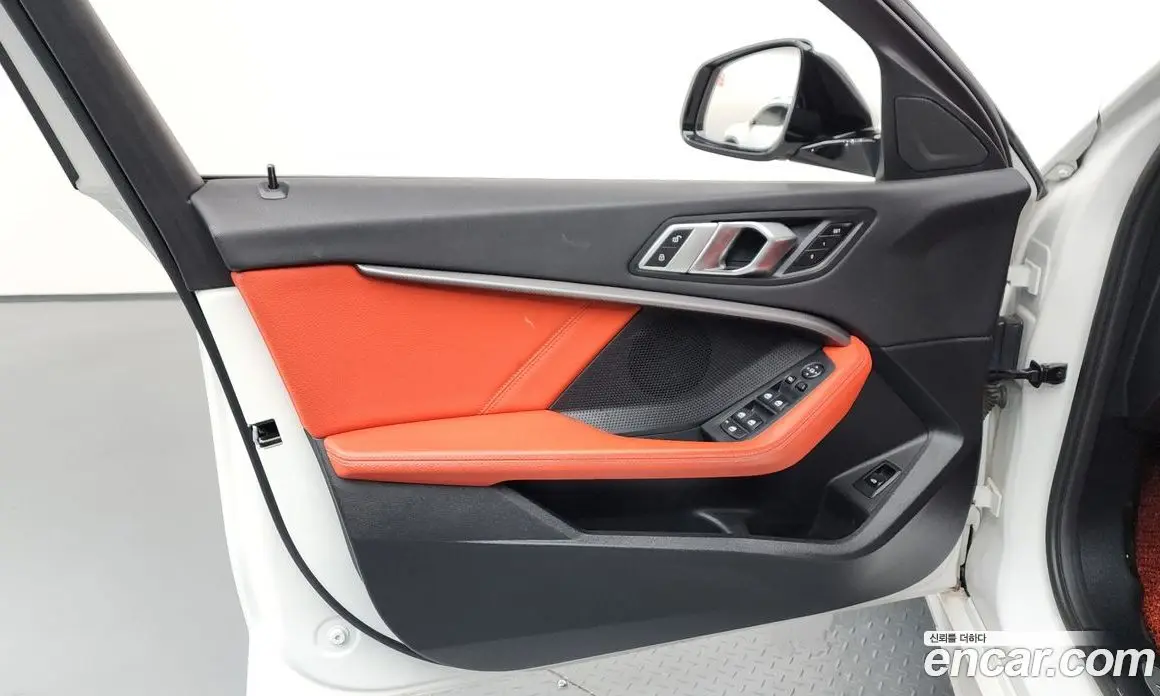 BMW 1 серия 2021 2.0 автомат (гидро), фото 14