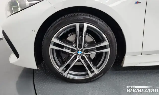 BMW 1 серия 2021 2.0 автомат (гидро), миниатюра 5