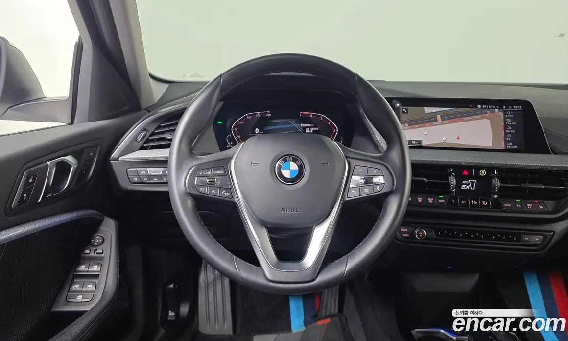 BMW 1 серия 2022 2.0 автомат (гидро), фото 19