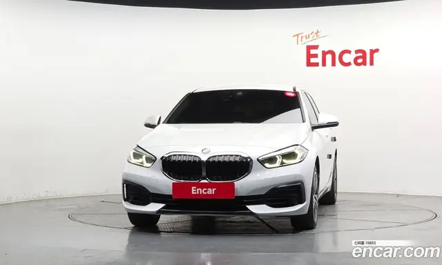 BMW 1 серия 2022 2.0 автомат (гидро), миниатюра 3