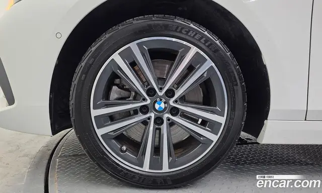BMW 1 серия 2022 2.0 автомат (гидро), миниатюра 5