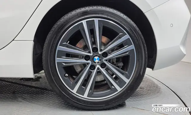 BMW 1 серия 2022 2.0 автомат (гидро), миниатюра 7