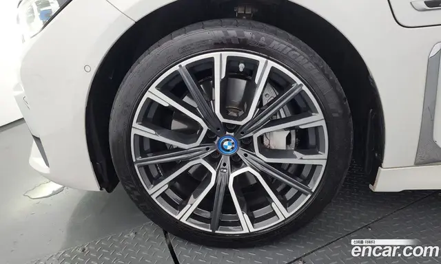 BMW 7 серия 2022 3.0 автомат (гидро), миниатюра 5