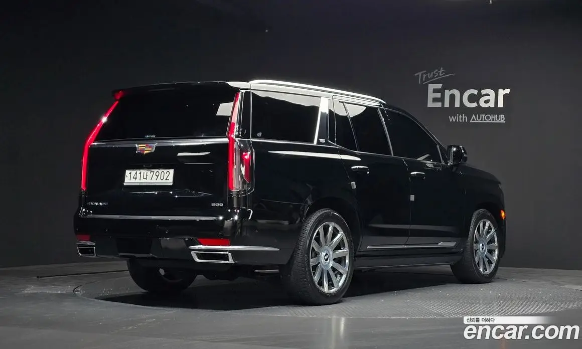 Cadillac Escalade 2023 6.2 автомат (гидро), фото 2 Cadillac Escalade 2023 6.2 автомат (гидро), фото 2