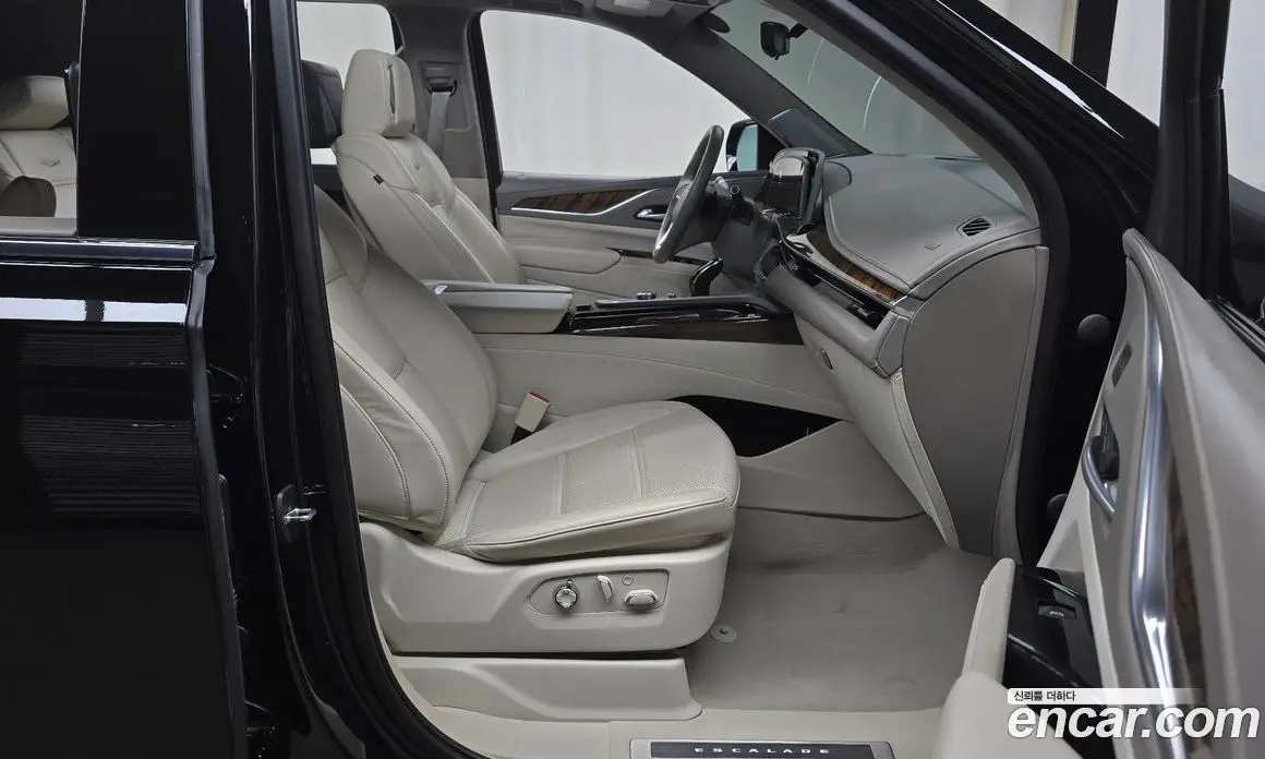 Cadillac Escalade 2023 6.2 автомат (гидро), фото 16 Cadillac Escalade 2023 6.2 автомат (гидро), фото 16