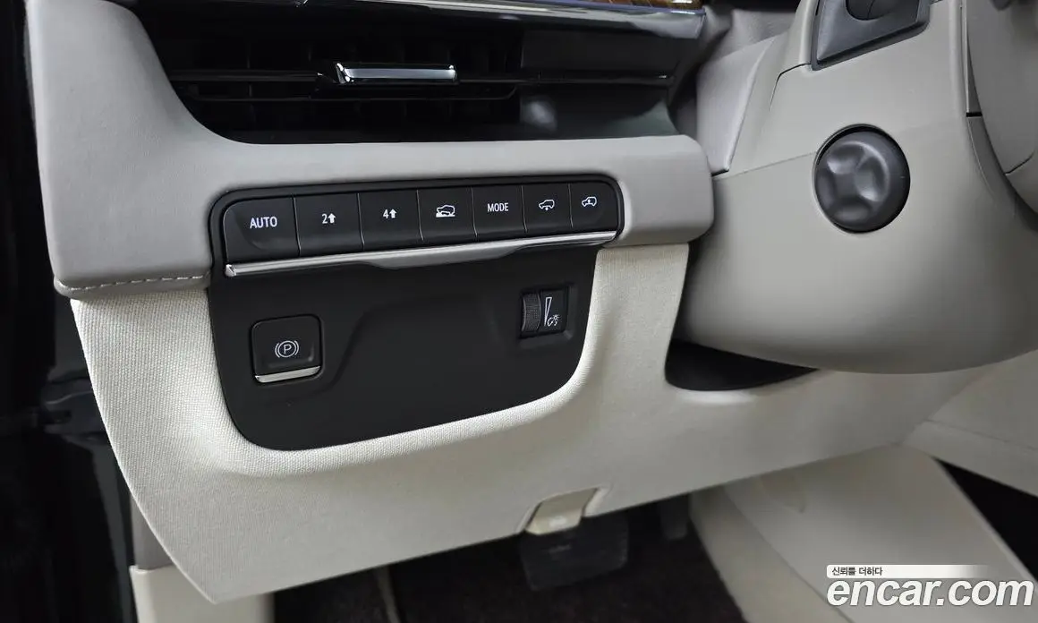 Cadillac Escalade 2023 6.2 автомат (гидро), фото 27 Cadillac Escalade 2023 6.2 автомат (гидро), фото 27