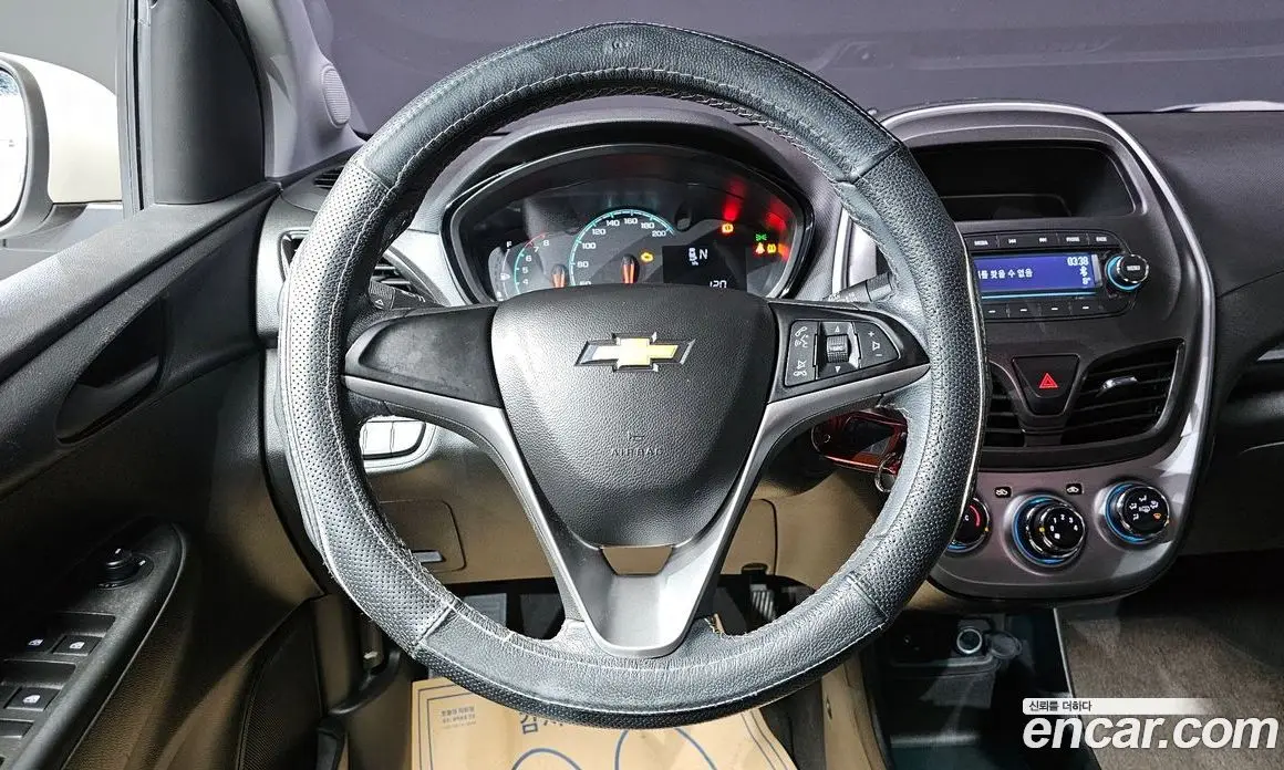 Chevrolet Spark 2016 1.0 автомат (робот), фото 16