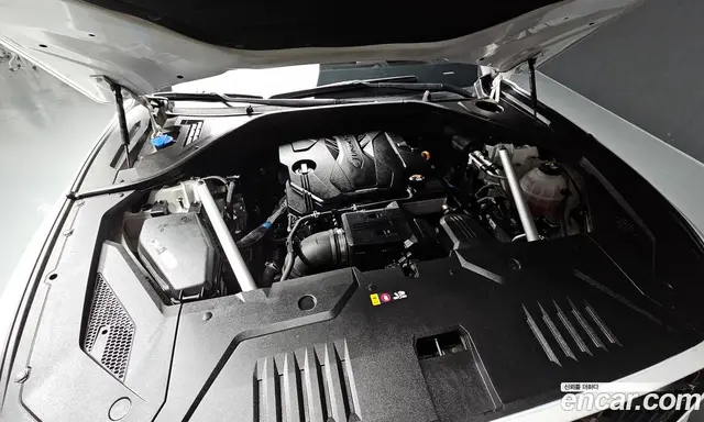 Genesis GV70 2023 2.5 автомат (гидро), миниатюра 5