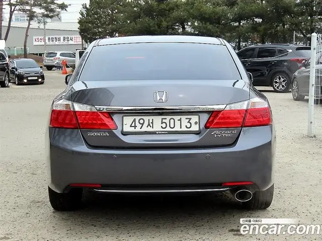 Honda Accord 2015 2.4 автомат (гидро), миниатюра 4
