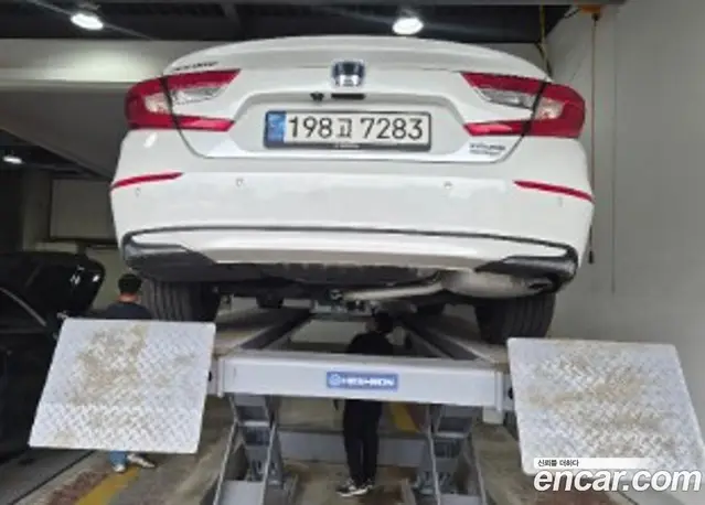 Honda Accord 2022 2.0 автомат (гидро), миниатюра 2