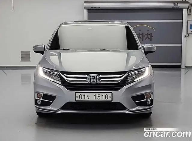 Honda Odyssey 2018 3.5 автомат (гидро), миниатюра 2