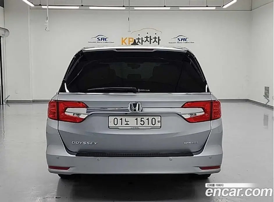 Honda Odyssey 2018 3.5 автомат (гидро), фото 3