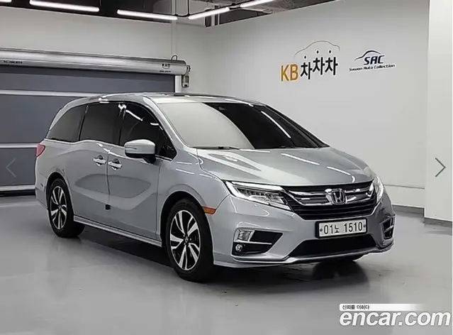 Honda Odyssey 2018 3.5 автомат (гидро), миниатюра 4