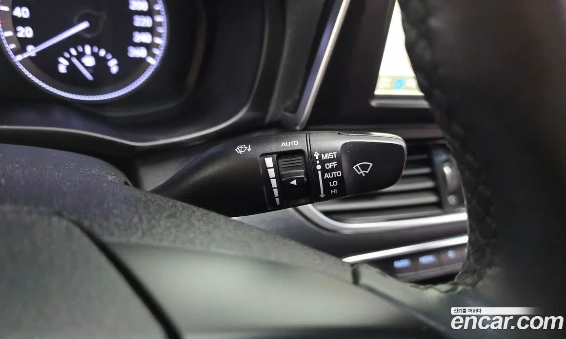 Hyundai Grandeur 2018 3.0 автомат (гидро), фото 28