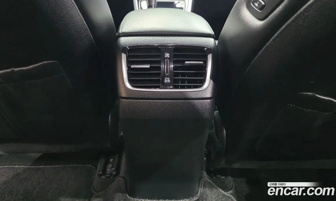 Hyundai Grandeur 2018 3.0 автомат (гидро), фото 33