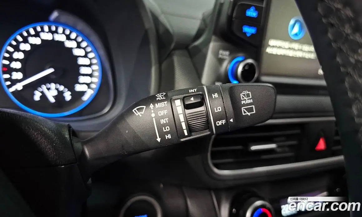 Hyundai Kona 2019 1.6 автомат (гидро), фото 31