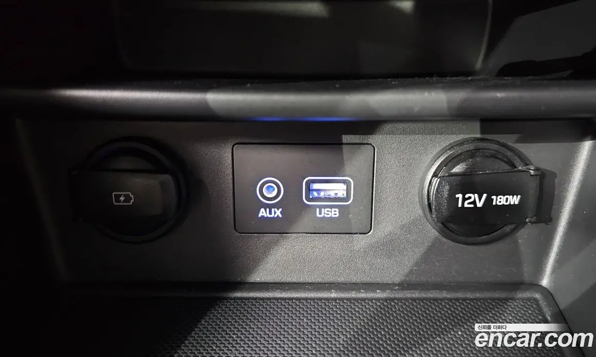 Hyundai Kona 2019 1.6 автомат (гидро), фото 34