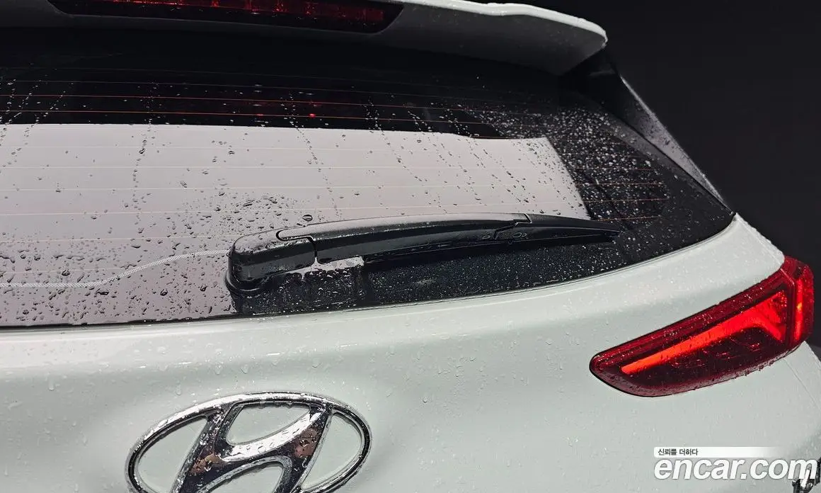 Hyundai Kona 2019 1.6 автомат (гидро), фото 35