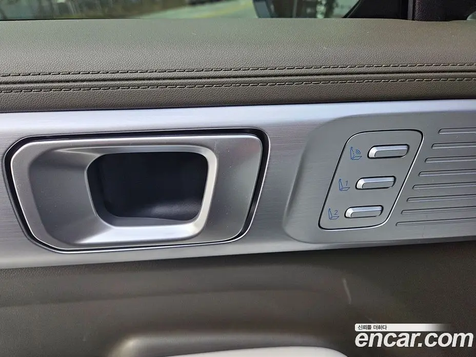 Hyundai Santa Fe 2025 1.6 автомат (гидро), фото 12