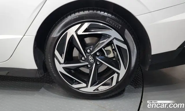 Hyundai Sonata 2024 1.6 автомат (гидро), миниатюра 7
