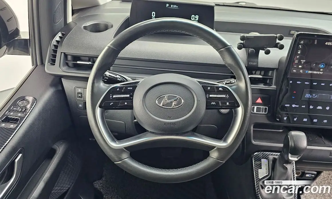 Hyundai Staria 2022 2.2 автомат (гидро), фото 14