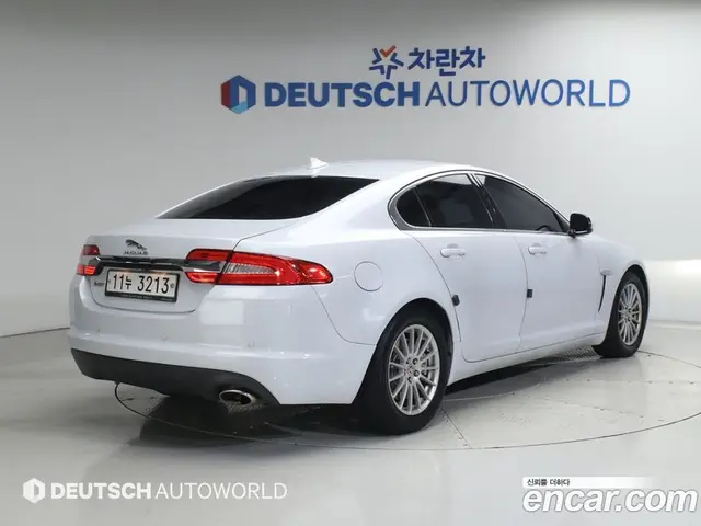 Jaguar XF 2015 2.2 автомат (гидро), миниатюра 2 Jaguar XF 2015 2.2 автомат (гидро), миниатюра 2