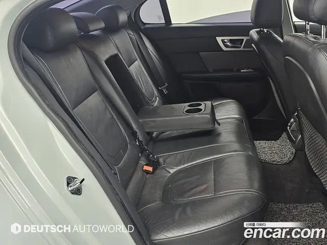 Jaguar XF 2015 2.2 автомат (гидро), миниатюра 12