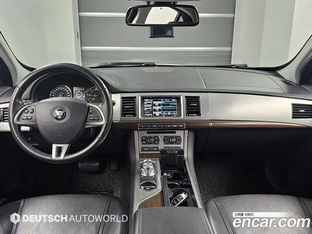 Jaguar XF 2015 2.2 автомат (гидро), миниатюра 7 Jaguar XF 2015 2.2 автомат (гидро), миниатюра 7