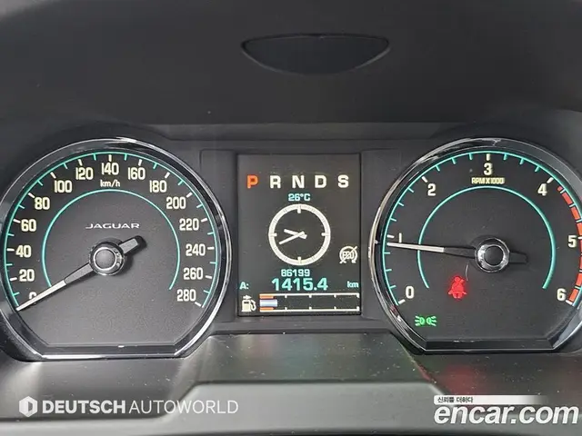 Jaguar XF 2015 2.2 автомат (гидро), миниатюра 8 Jaguar XF 2015 2.2 автомат (гидро), миниатюра 8