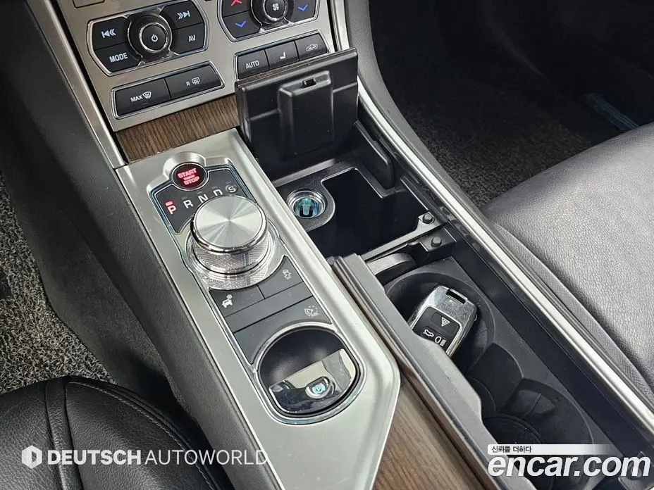 Jaguar XF 2015 2.2 автомат (гидро), фото 9 Jaguar XF 2015 2.2 автомат (гидро), фото 9
