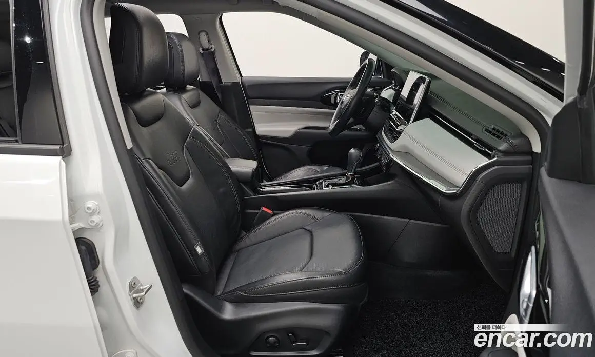 Jeep Compass 2022 2.4 автомат (гидро), фото 17