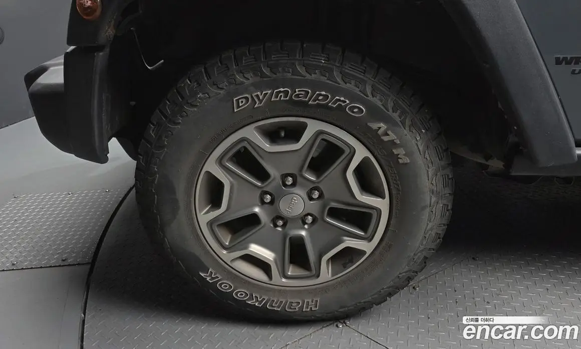 Jeep Wrangler 2015 2.8 автомат (гидро), фото 5