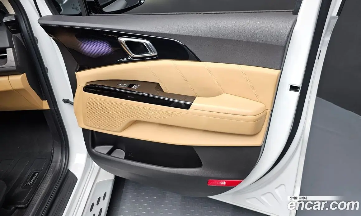 Kia Carnival 2023 3.5 автомат (гидро), фото 15