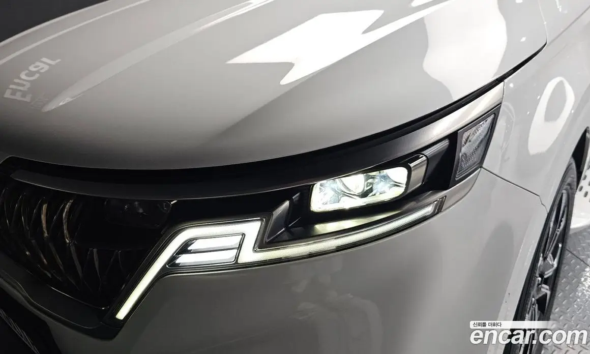 Kia Carnival 2023 3.5 автомат (гидро), фото 8