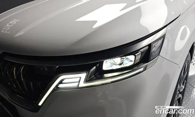 Kia Carnival 2023 3.5 автомат (гидро), миниатюра 8