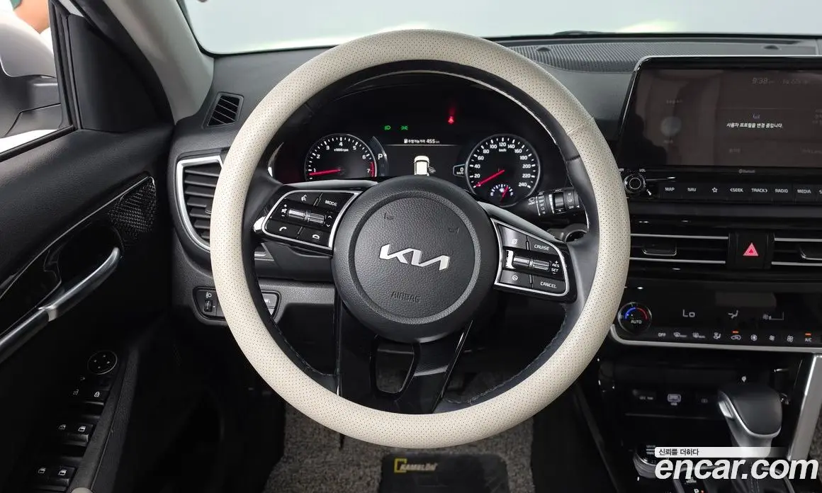 Kia Seltos 2022 1.6 автомат (гидро), фото 19
