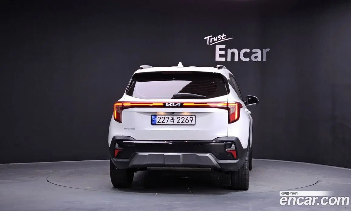 Kia Seltos 2024 1.6 автомат (гидро), фото 3