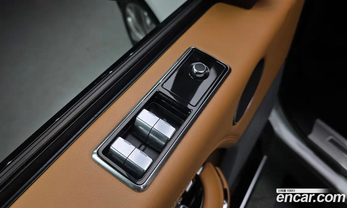 Land Rover Range Rover 2019 4.4 автомат (гидро), фото 29