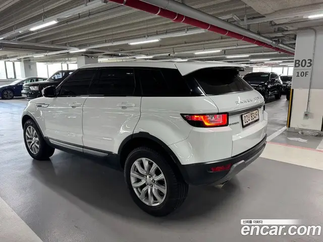 Land Rover Range Rover Evoque 2018 2.0 автомат (гидро), миниатюра 4