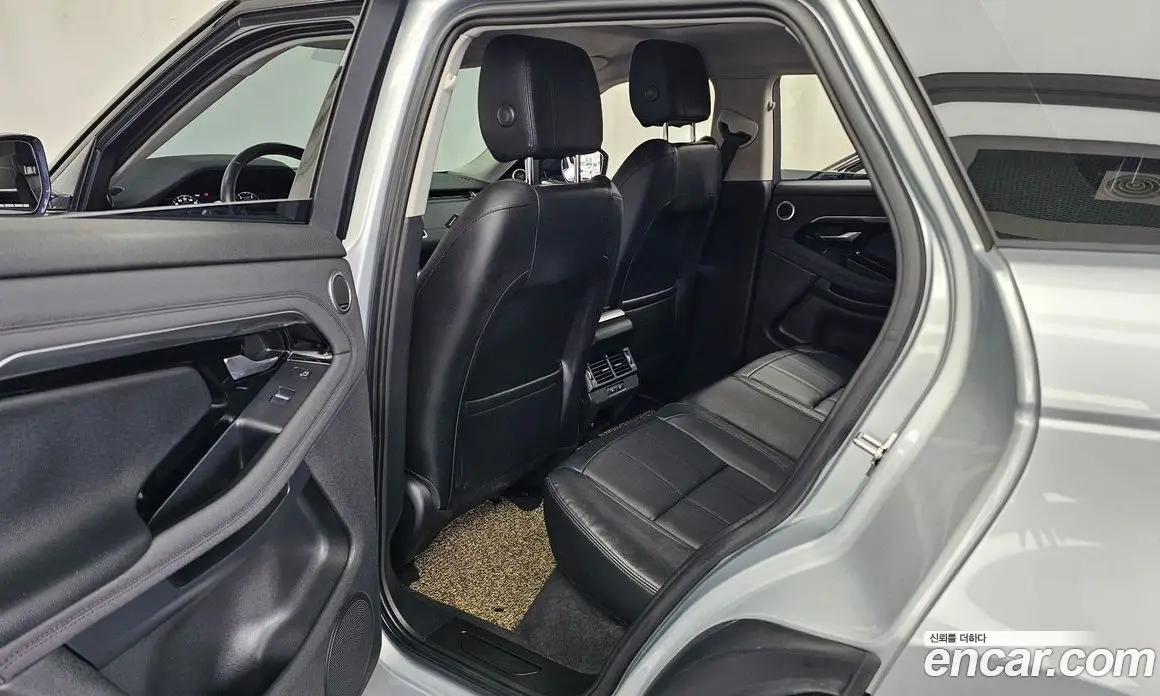 Land Rover Range Rover Evoque 2020 2.0 автомат (гидро), фото 16