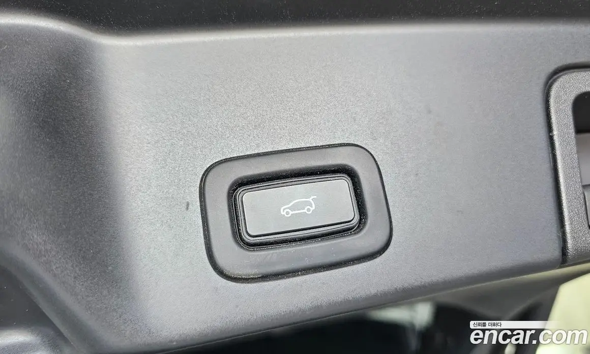 Land Rover Range Rover Evoque 2020 2.0 автомат (гидро), фото 28
