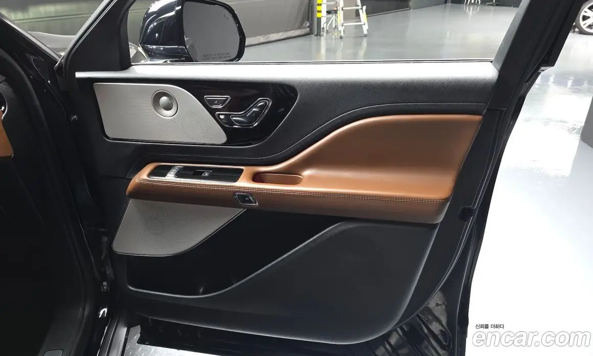 Lincoln Aviator 2021 3.0 автомат (гидро), фото 14 Lincoln Aviator 2021 3.0 автомат (гидро), фото 14