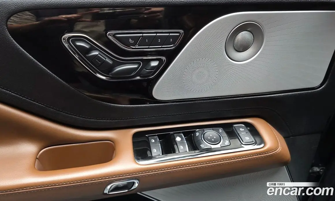 Lincoln Aviator 2021 3.0 автомат (гидро), фото 31 Lincoln Aviator 2021 3.0 автомат (гидро), фото 31