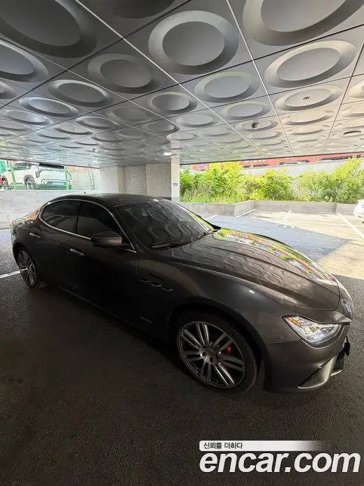 Maserati Ghibli 2018 3.0 автомат (гидро), миниатюра 4 Maserati Ghibli 2018 3.0 автомат (гидро), миниатюра 4