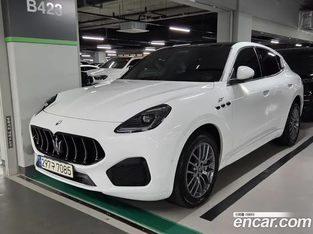 Maserati Grecale 2023 2.0 автомат (гидро), миниатюра 3 Maserati Grecale 2023 2.0 автомат (гидро), миниатюра 3
