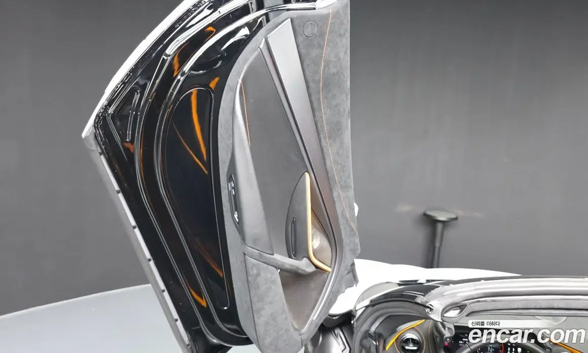 McLaren 750S 2024 4.0 автомат (гидро), фото 14 McLaren 750S 2024 4.0 автомат (гидро), фото 14