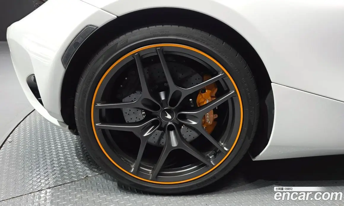 McLaren 750S 2024 4.0 автомат (гидро), фото 5 McLaren 750S 2024 4.0 автомат (гидро), фото 5