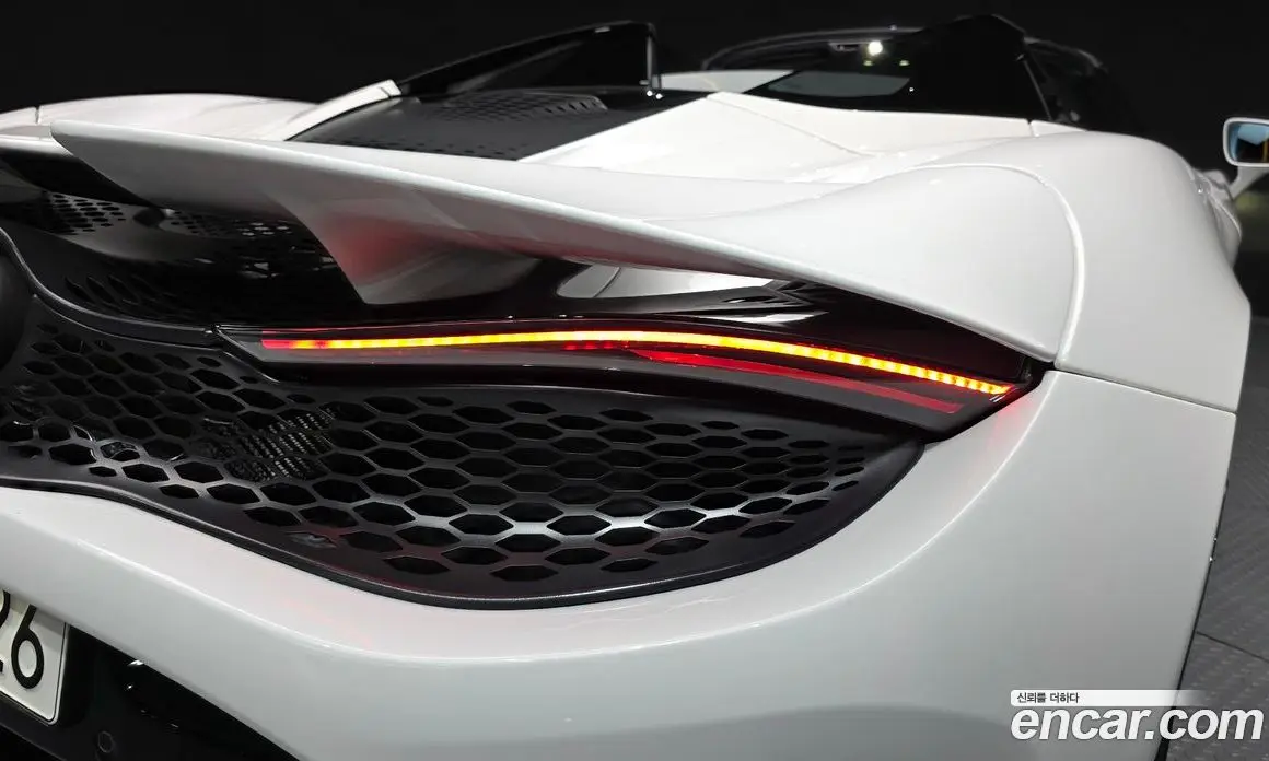 McLaren 750S 2024 4.0 автомат (гидро), фото 9 McLaren 750S 2024 4.0 автомат (гидро), фото 9